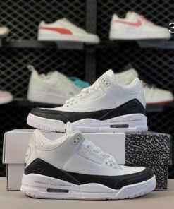 Air Jordan 3 Retro