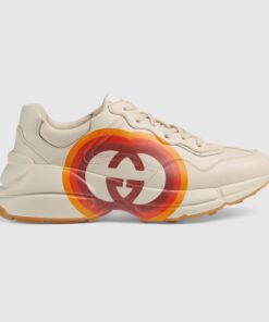 RHYTON SNEAKER WITH INTERLOCKING G AND HEART