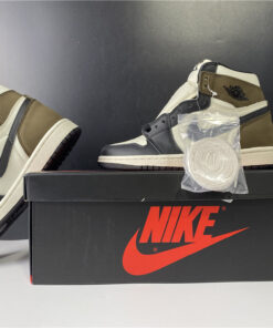 Air Jordan 1 High OG Dark Mocha