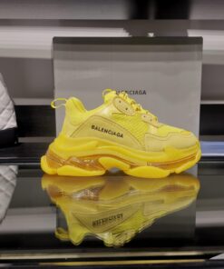 BALENCIAGA TRIPLE S