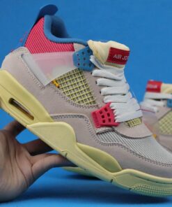 Air Jordan 4