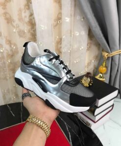 DIOR RUNNERS SLIVER GREY