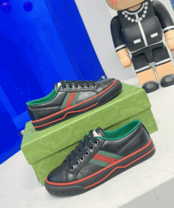 Gucci 1977 canvas shoes for couples