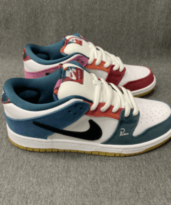 Parra x Nike SB Dunk Low