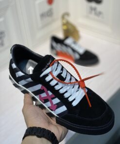 OFF-WHITE MEN AND WOMEN SHOES