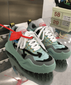 OFF-WHITE