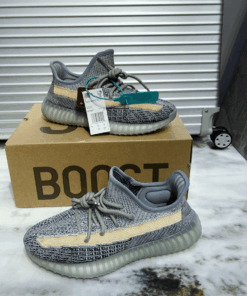 Adidas Yeezy Boost 350 V2