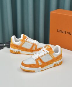 LOUIS VUITTON TRAINER SNEAKER