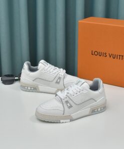 LOUIS VUITTON TRAINER SNEAKER