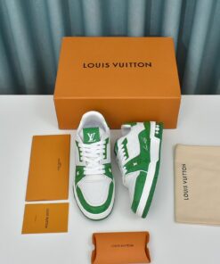 LOUIS VUITTON TRAINER SNEAKER