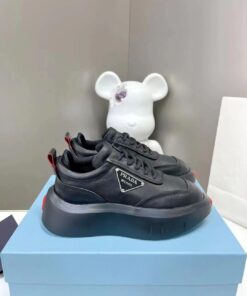 PRADA top version