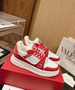 Valentino's new 2023  Sneaker