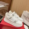 Valentino's new 2023  Sneaker