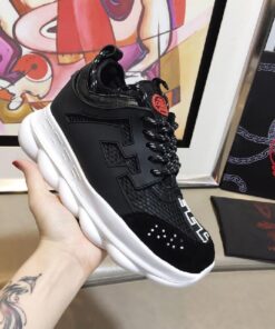 VERSACE CHAIN REACTION BLACK WHITE BOTTOM