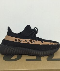 YEEZY BOOST 350 V2