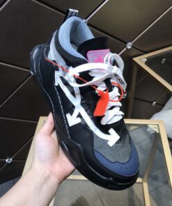 OFF-WHITE