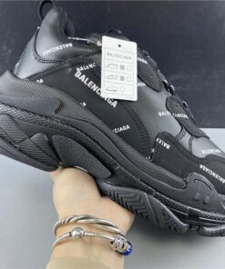 BALENCIAGA TRIPLE-S Balenciaga 20ss air cushion black letter old shoes retro sports sneakers original version number 35-45