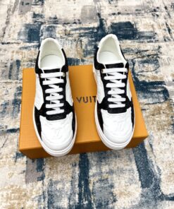 LOUIS VUITTON TRAINER SNEAKER