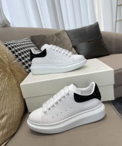 Alexander McQueen Sneaker