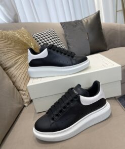 Alexander McQueen Sneaker