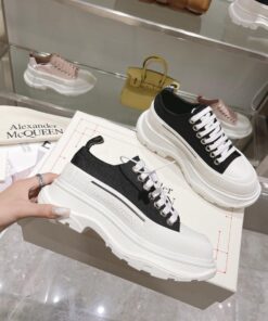 Alexander McQueen Sneaker