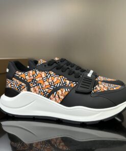 Burberry Sneaker