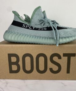 Adidas Yeezy Boost 350 V2 sneaker
