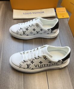 LOUIS VUITTON TRAINER SNEAKER