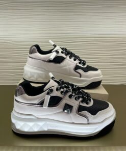 Valentino Sneakers