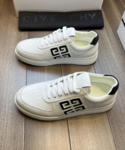 GIVENCHY G4 Low-Top Sneaker