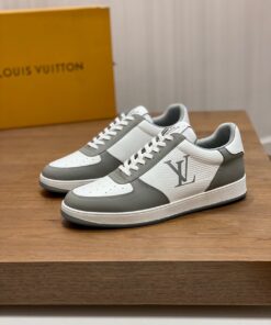 LOUIS VUITTON TRAINER SNEAKER