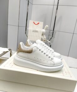 Alexander McQueen Sneaker