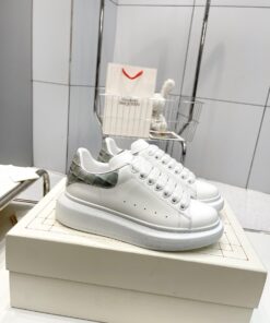 Alexander McQueen Sneaker