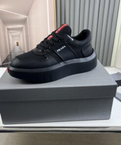 PRADA top version