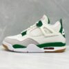 Nike SB xJordan Air Jordan4 Pine Green Sneaker