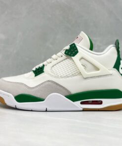 Nike SB xJordan Air Jordan4 Pine Green Sneaker