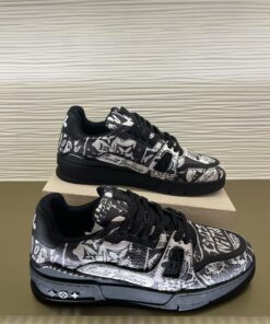 Louis Vuitton LV Trainer Comic Motifs Black White