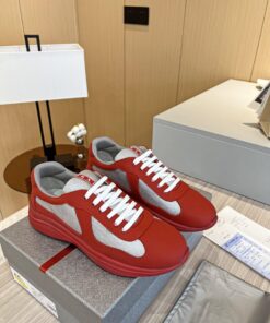 PRADA top version