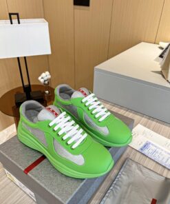 PRADA top version