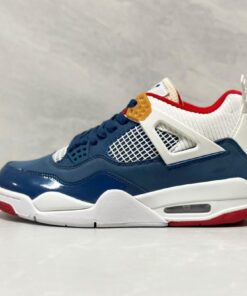 AIR JORDAN 4 SNEAKER