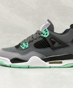 AIR JORDAN 4 FROZEN MOMENTS SNEAKER