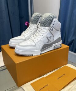 Louis Vuitton Trainer High-top sneakers