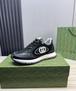 Gucci High-end sneaker