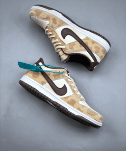 SB Dunk Low