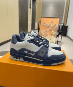 LV Trainer 2022 catwalk models