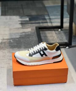 Hermes Love Horse Low-Top Sneakers