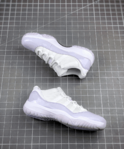 Air Jordan 11 Low Pure Violet