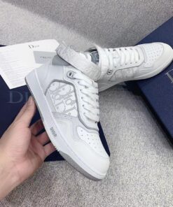 DIOR High Top Sneaker