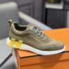 Off-White Sneaker