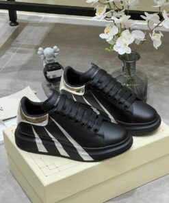 Alexander McQueen Sneaker